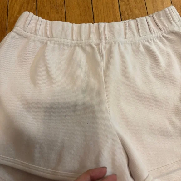 Brandy Melville John Galt Shorts - Picture 3 of 5